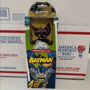 DC Comics Batman Game Action Figure Pack - Black and Blue